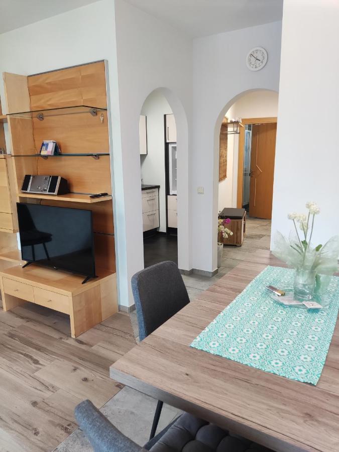 Ferienwohnung Muehlburger Lienz Exteriör bild
